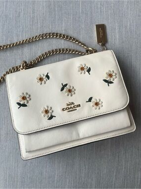 COACH White Leather Daisy Embroidered Chain Crossbody